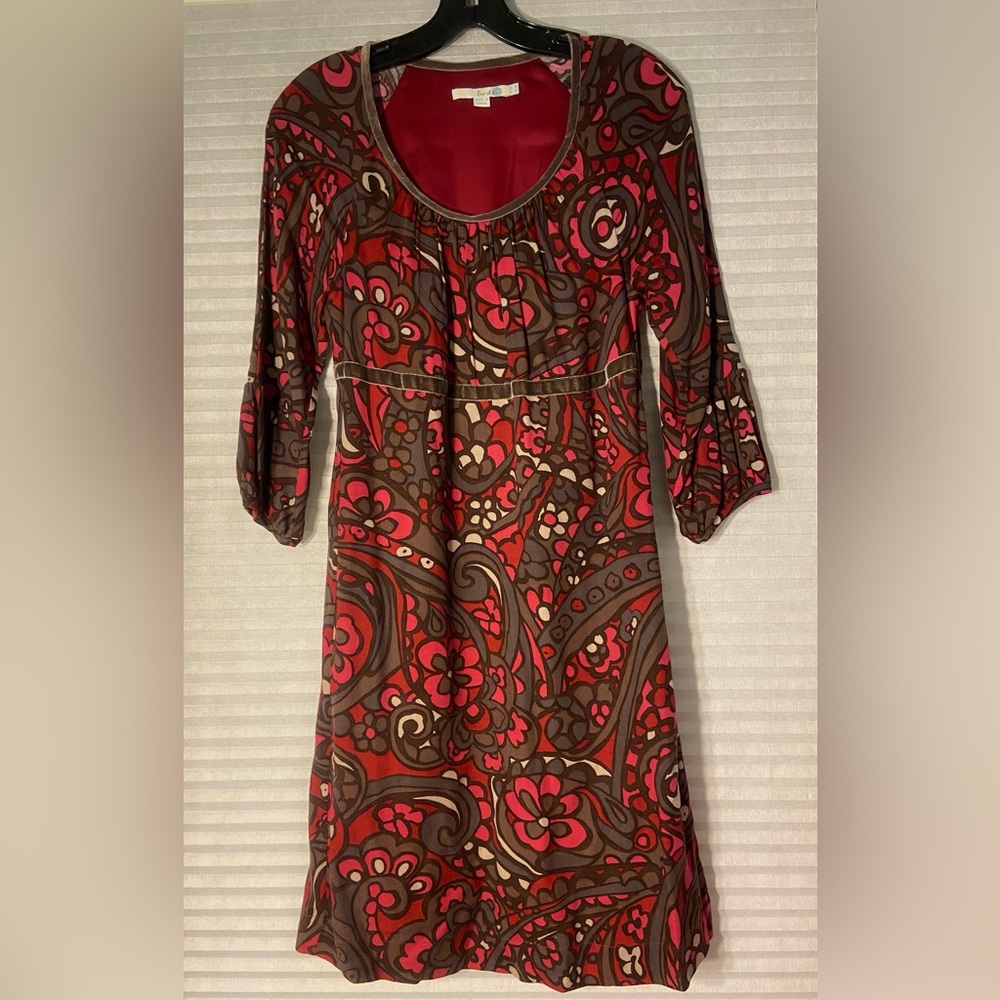 Boden womens Effortless Dress Sz 2 in berry funky floral EUC